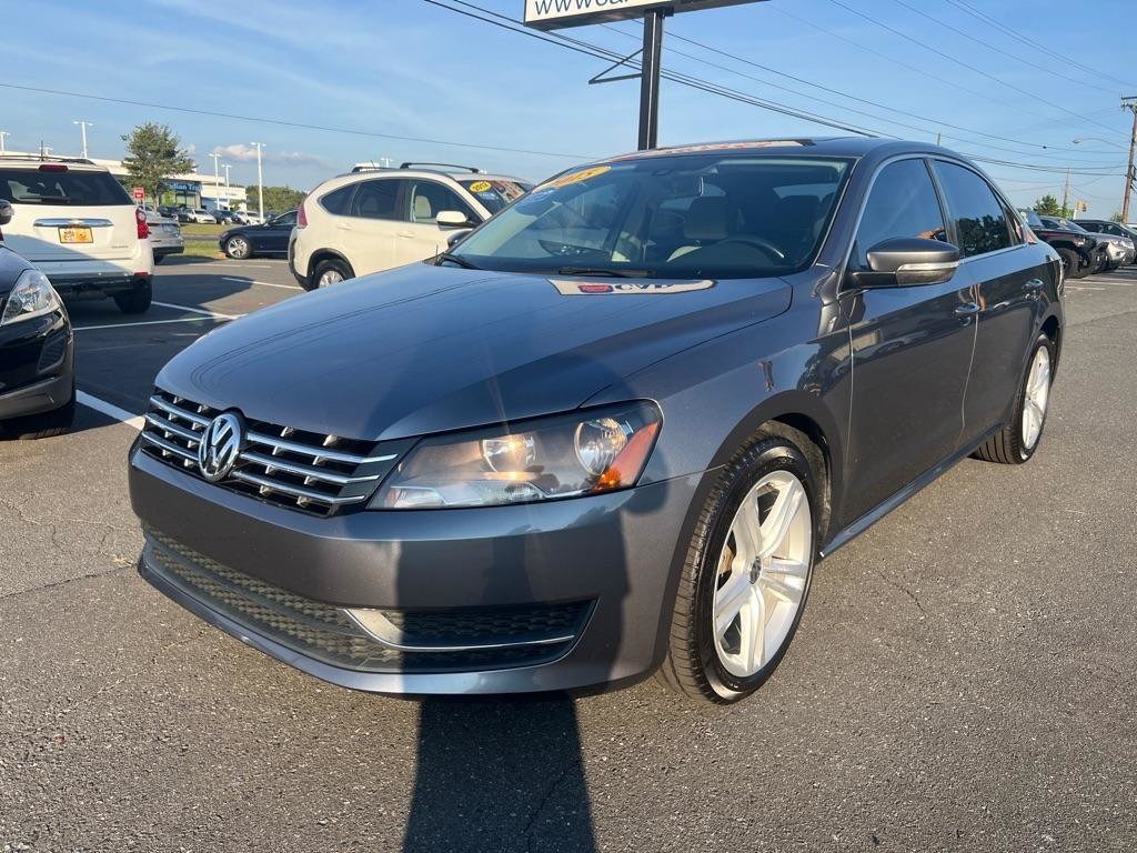 Used 2015 Volkswagen Passat TDI SE FWD image 23