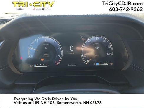 New 2025 Jeep Grand Cherokee L Altitude image 15