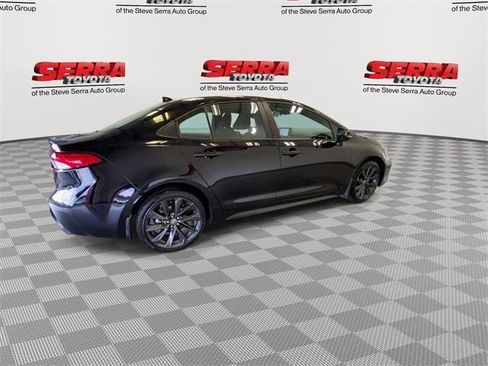 Certified 2025 Toyota Corolla SE image 10