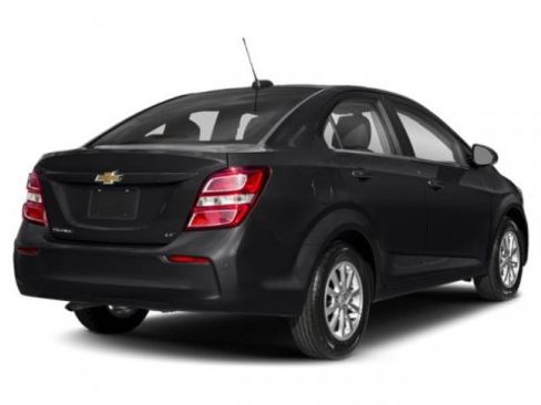 Used 2020 Chevrolet Sonic LT w/ Convenience Package image 2