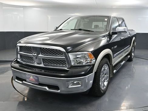 Used 2010 Dodge Ram 1500 Truck Laramie w/ Chrome Accents Group image 11