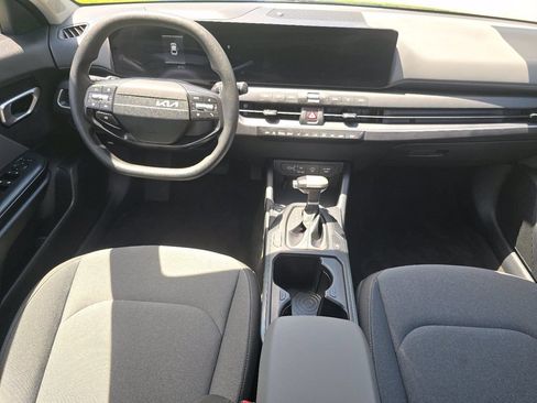 Used 2025 Kia K4 FWD image 19