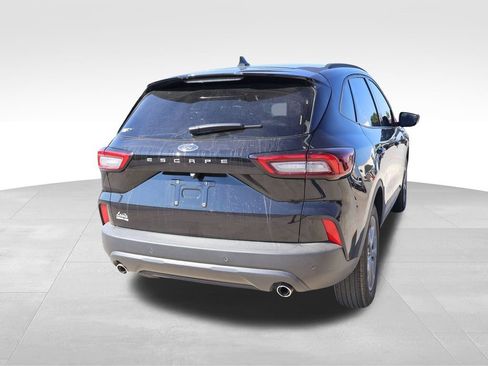 Certified 2026 Ford Escape ST-Line w/ Tech Pack #1 FWD image 16