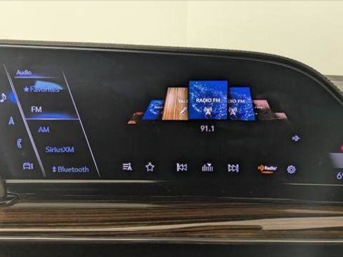 Used 2022 Cadillac Escalade ESV Premium Luxury AWD/4WD image 31