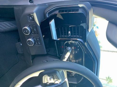 New 2026 GMC Sierra 1500 SLT w/ SLT Premium Plus Package image 18