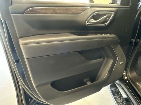 Used 2021 Chevrolet Suburban Z71 w/ Rear Media and Nav Package image 34