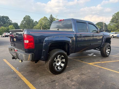 Used 2011 Chevrolet Silverado 1500 LT w/ All-Star Edition AWD/4WD image 6
