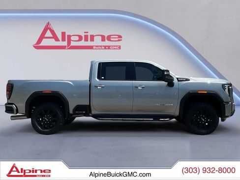 Used 2024 GMC Sierra 2500 AT4 w/ Technology Package AWD/4WD image 6
