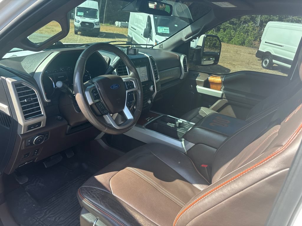 Used 2017 Ford F250 King Ranch w/ King Ranch Ultimate Package AWD/4WD image 15