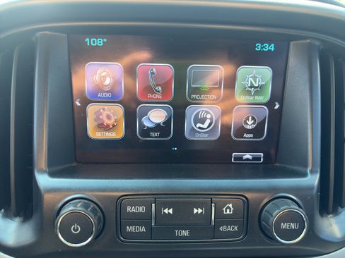 Used 2017 Chevrolet Colorado Z71 AWD/4WD image 19