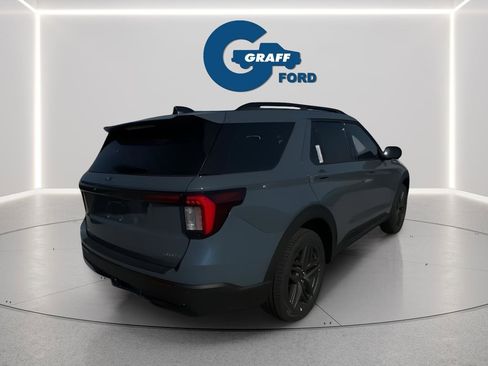 New 2026 Ford Explorer ST-Line w/ ST-Line Street Pack image 6