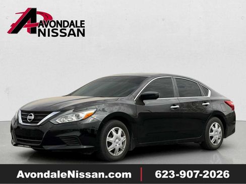 Used 2017 Nissan Altima 2.5 S w/ Power Driver Seat Package FWD image 1