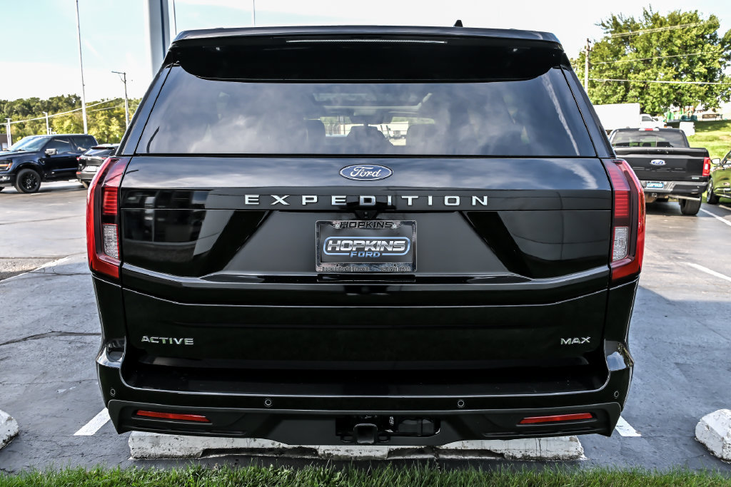 Certified 2025 Ford Expedition Max Active AWD/4WD image 7