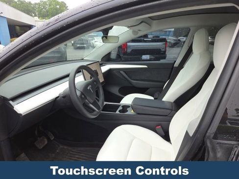Used 2023 Tesla Model Y Long Range AWD/4WD image 9