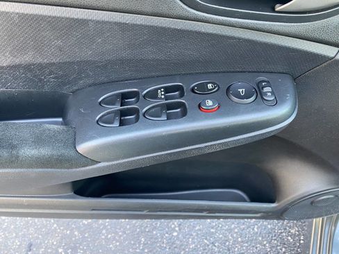 Used 2009 Honda Civic LX-S image 9