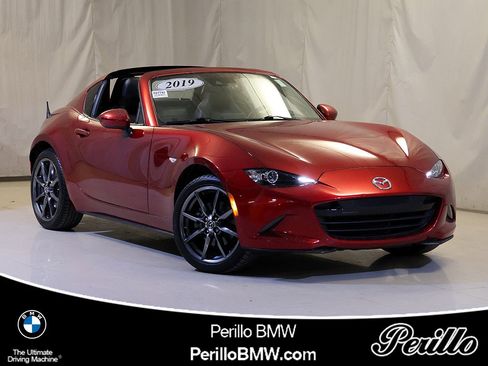 Used 2019 MAZDA MX-5 Miata RF Grand Touring image 1