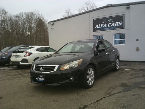Used 2010 Honda Accord EX-L image 1