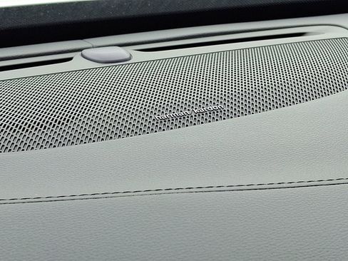 Certified 2022 Volvo XC90 T6 Inscription w/ Climate Package image 25