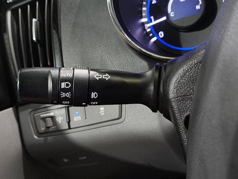 Used 2012 Hyundai Sonata Limited w/ Navigation Pkg FWD image 15