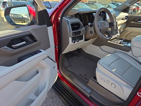 New 2026 GMC Yukon XL Denali image 10