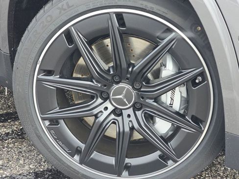 New 2026 Mercedes-Benz GLA 35 AMG 4MATIC image 9