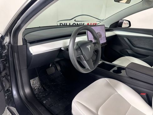 Used 2023 Tesla Model 3 Long Range AWD/4WD image 18