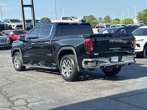 Used 2023 GMC Sierra 1500 SLT w/ SLT Premium Package AWD/4WD image 12