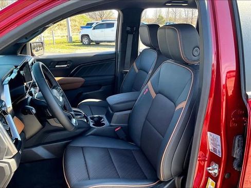 Used 2026 GMC Canyon AT4 w/ AT4 Premium Package image 22