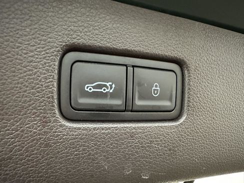 Used 2022 Genesis GV80 3.5T w/ Prestige Package 07 image 30