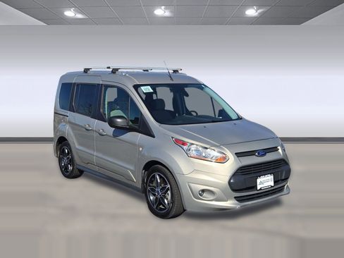 Used 2016 Ford Transit Connect XLT image 7