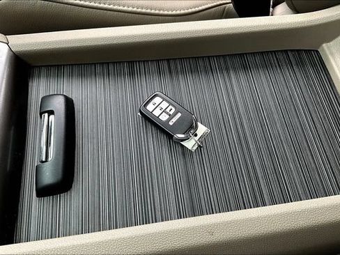 Used 2016 Honda Pilot EX-L image 36