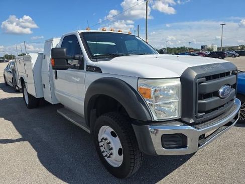Used 2016 Ford F550 2WD Regular Cab Super Duty image 1