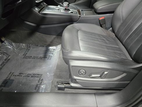 Used 2019 Audi Q5 2.0T Premium Plus w/ Premium Plus Package image 10