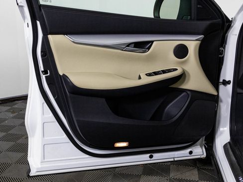 Used 2020 INFINITI QX50 Luxe w/ Navigation Package image 33