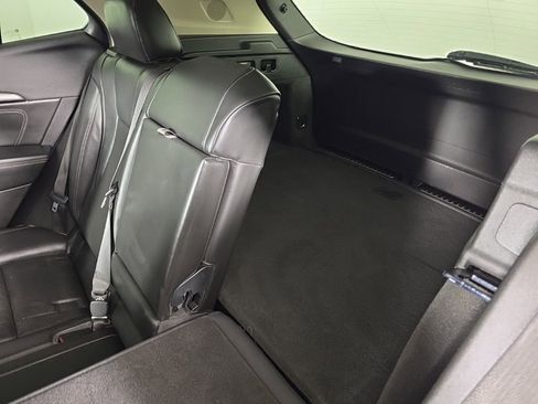 Used 2021 Buick Envision Essence w/ Technology Package I image 31