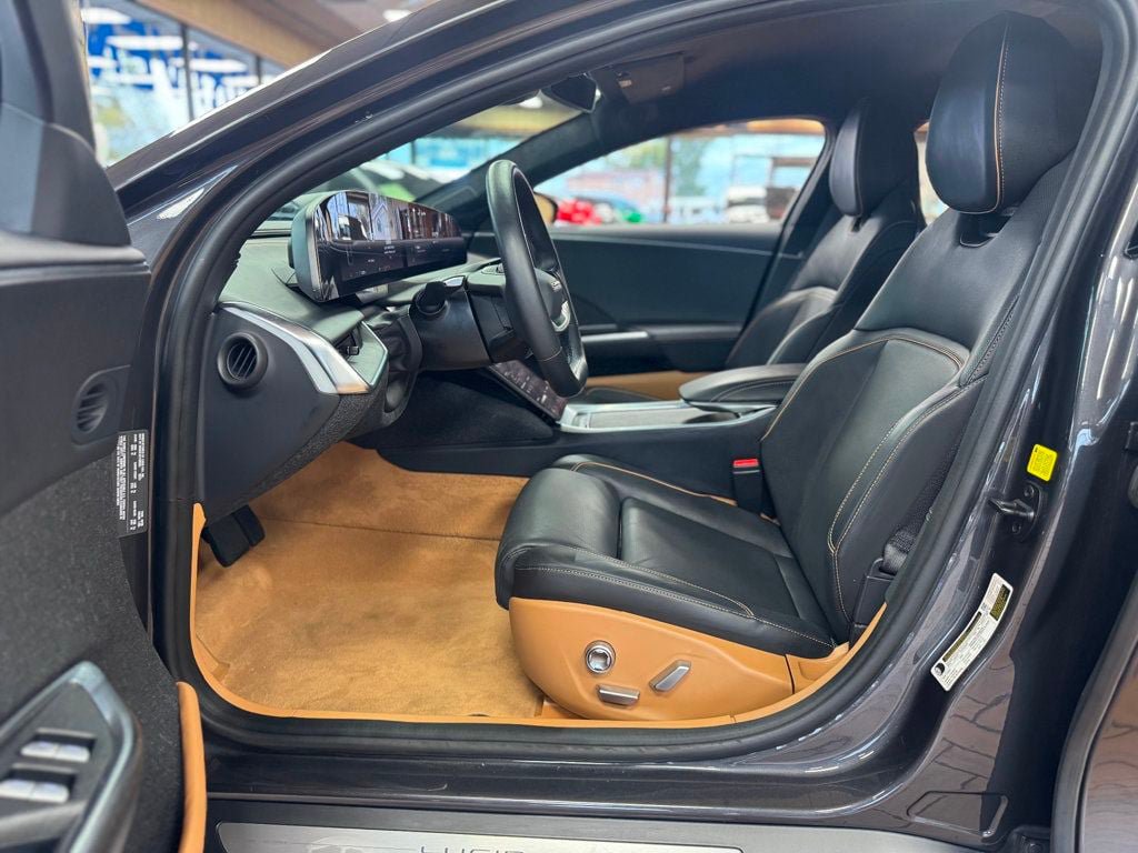 Used 2024 Lucid Air Touring AWD/4WD image 15