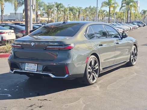 Used 2024 BMW i7 xDrive60 AWD/4WD image 10