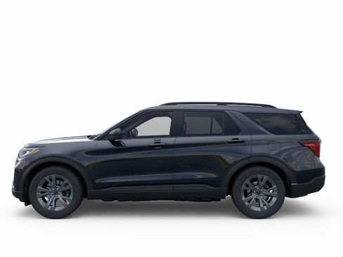 Used 2026 Ford Explorer Active w/ Active Comfort Package AWD/4WD image 7