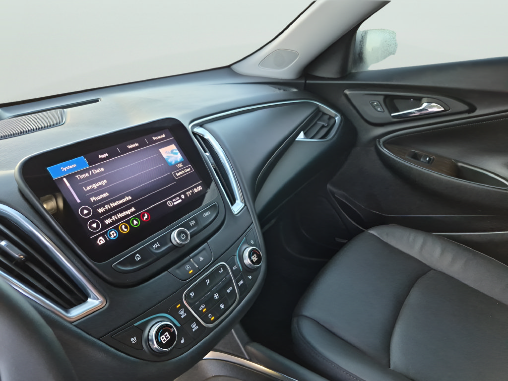 Used 2023 Chevrolet Malibu LT w/ Midnight Edition FWD image 23