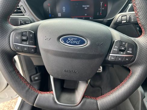 Used 2024 Ford Escape ST-Line w/ Tech Pack #1 AWD/4WD image 18