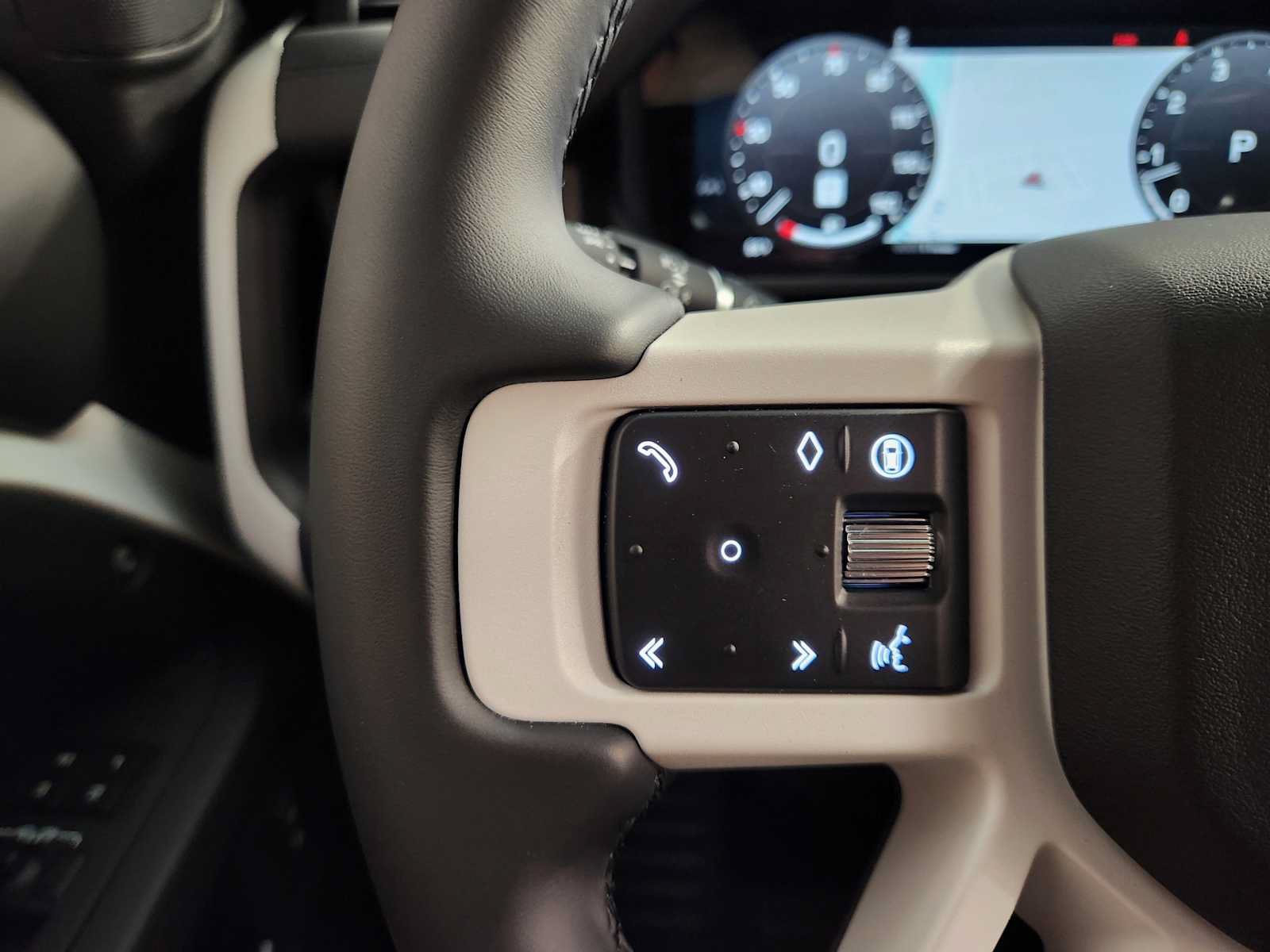 New 2026 Land Rover Defender 110 S AWD/4WD image 28
