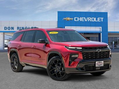 Used 2025 Chevrolet Traverse RS