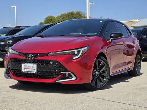 Used 2026 Toyota Corolla XSE FWD image 1