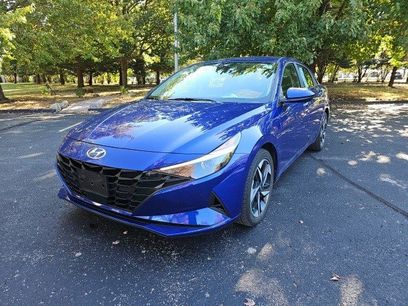 Used 2023 Hyundai Elantra SEL w/ Convenience Package