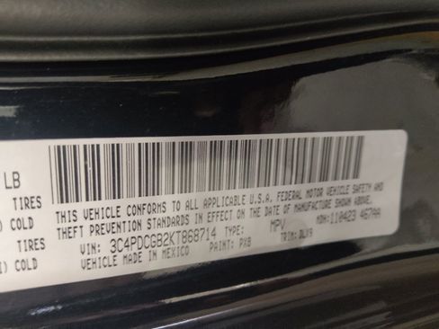 Used 2019 Dodge Journey Crossroad FWD image 33