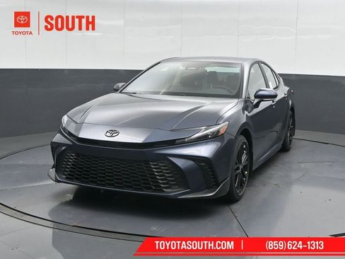 New 2026 Toyota Camry SE FWD image 6