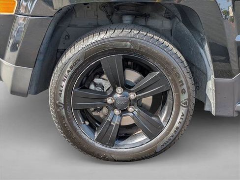 Used 2015 Jeep Patriot Sport w/ Power Value Group FWD image 22