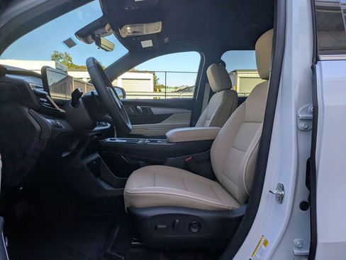 New 2026 Buick Enclave Preferred w/ Power Package image 14