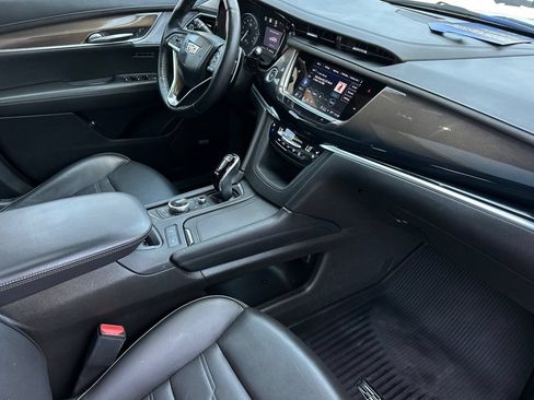Used 2024 Cadillac XT6 Sport w/ LPO, Onyx Lite Package AWD/4WD image 16