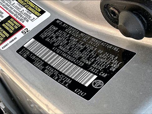 Used 2022 Toyota Camry SE FWD image 33